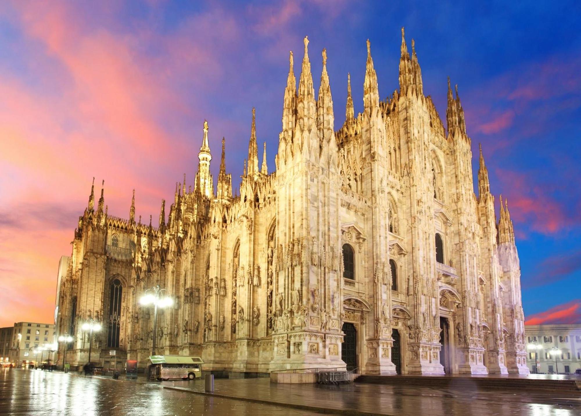 Hosting Dreams Attics - Duomo Daire Milano Dış mekan fotoğraf